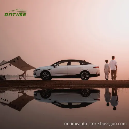 Afferratura ecologica rapida nuova energia Veicolo elettrico a quattro ruote P5 Serie 550 km Batteria durevole